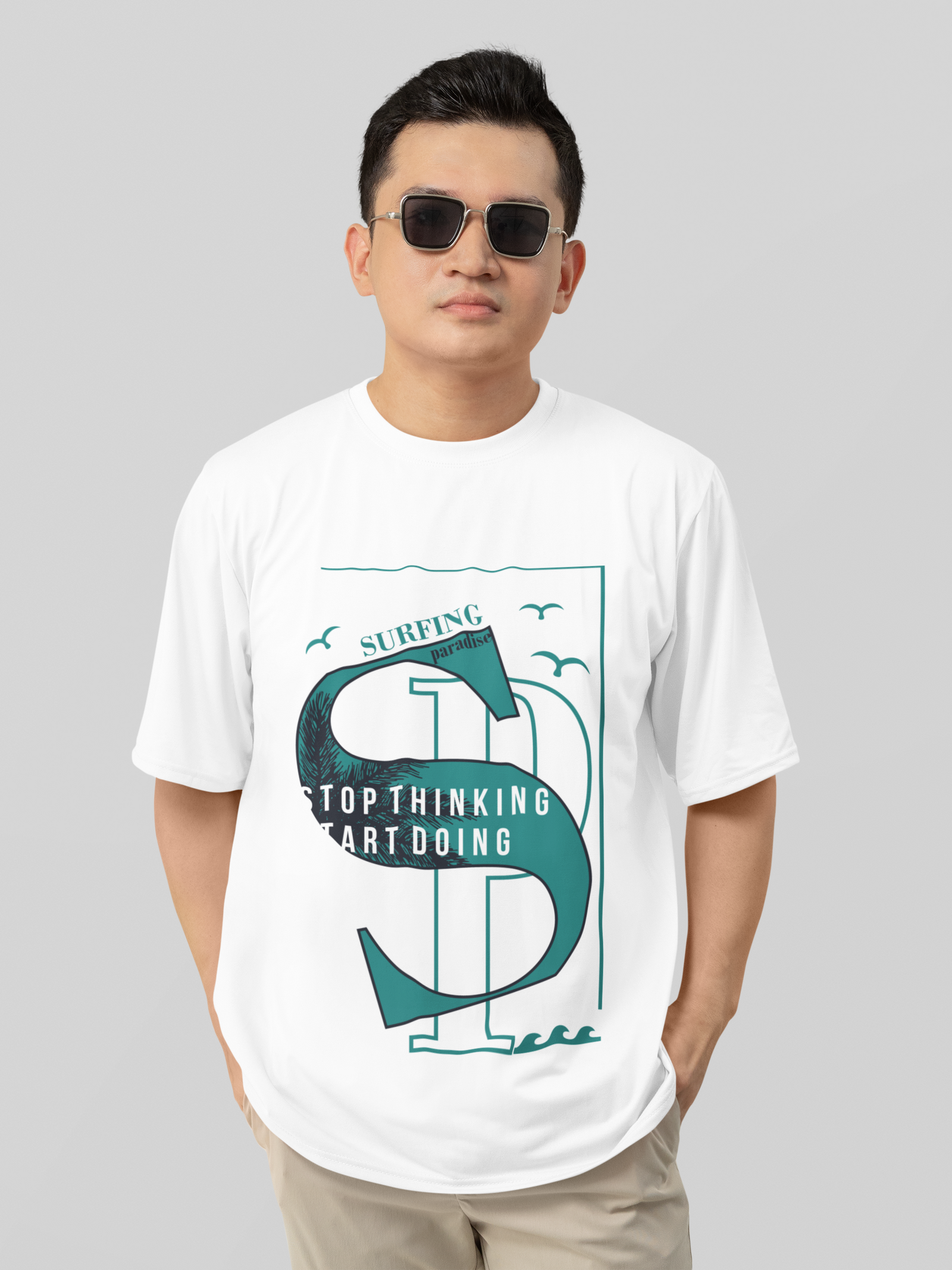 White oversized California t-shirt by Urbaxo, minimalist streetwear with West Coast vibes

